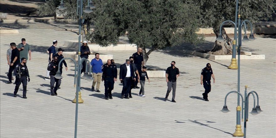 Siyonist bakan Ben-Gvir Mescid-i Aksa'ya baskın düzenledi