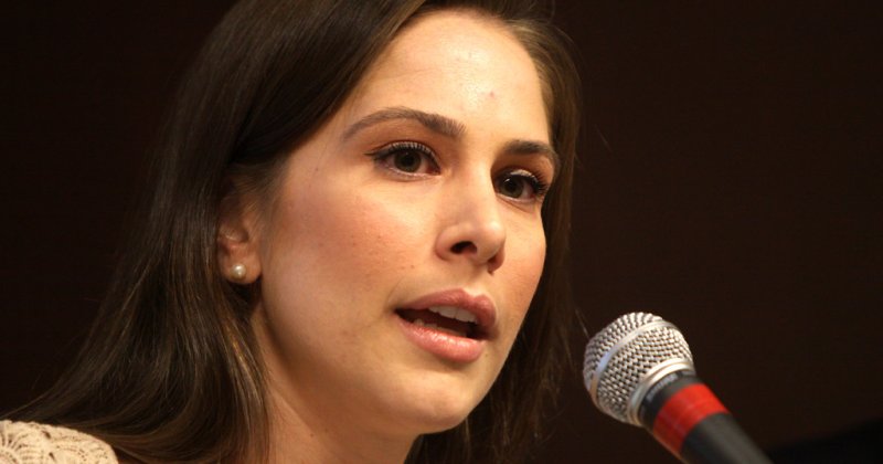 ABD’li gazeteci Ana Kasparian siyonistlere: Dünya sizden nefret ediyor