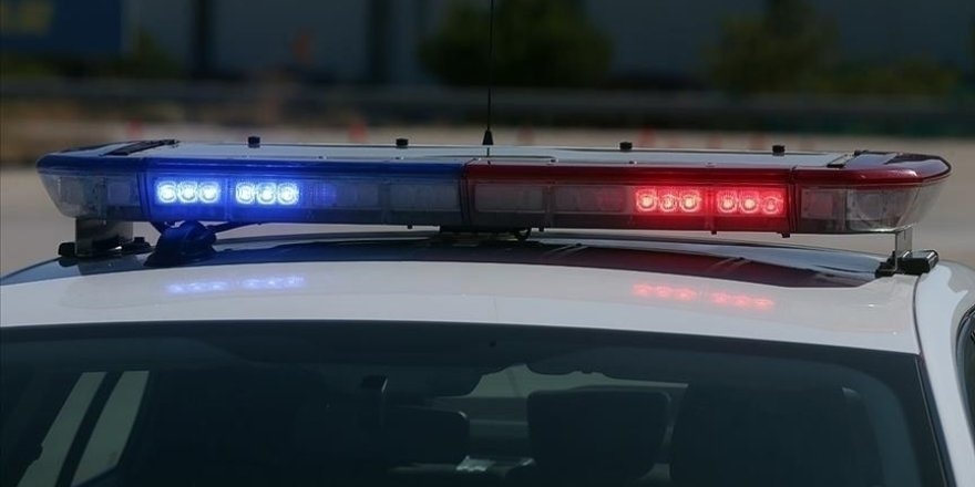 Antalya Büyükşehir Belediyesine yönelik "rüşvet" operasyonunda gözaltına alınanlardan 8'i tutuklandı