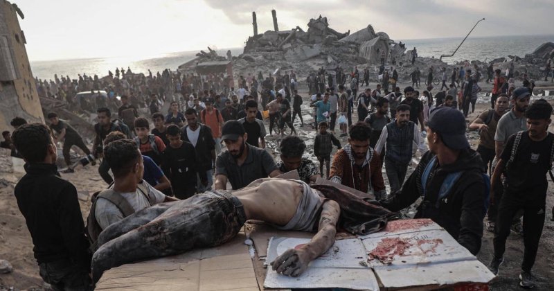 Gazze'de insani yardıma ulaşmaya çalışan 1900 sivili katledildi