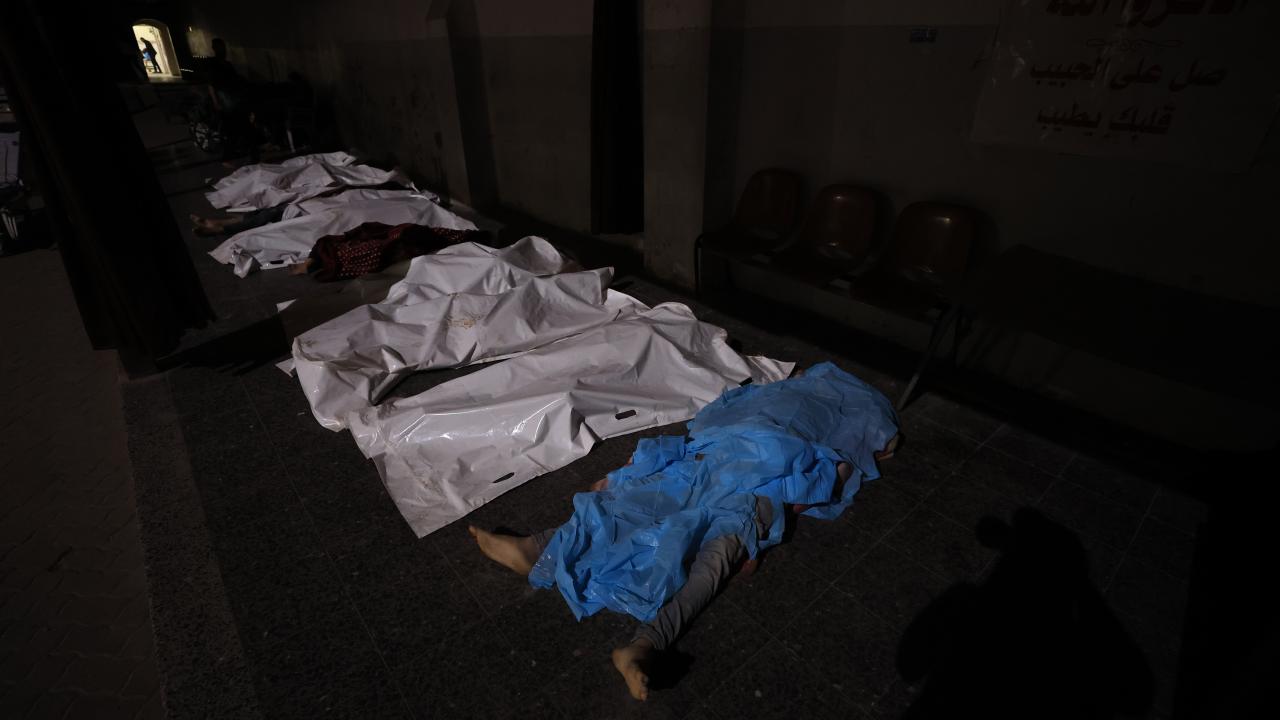 Soykırımcı İsrail'in bugün düzenlediği saldırılarda 5'i çocuk 37 Filistinli yaşamını yitirdi