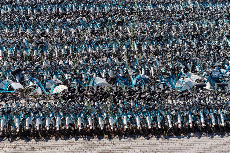 İBB'nin deposu bisiklet mezarlığına döndü