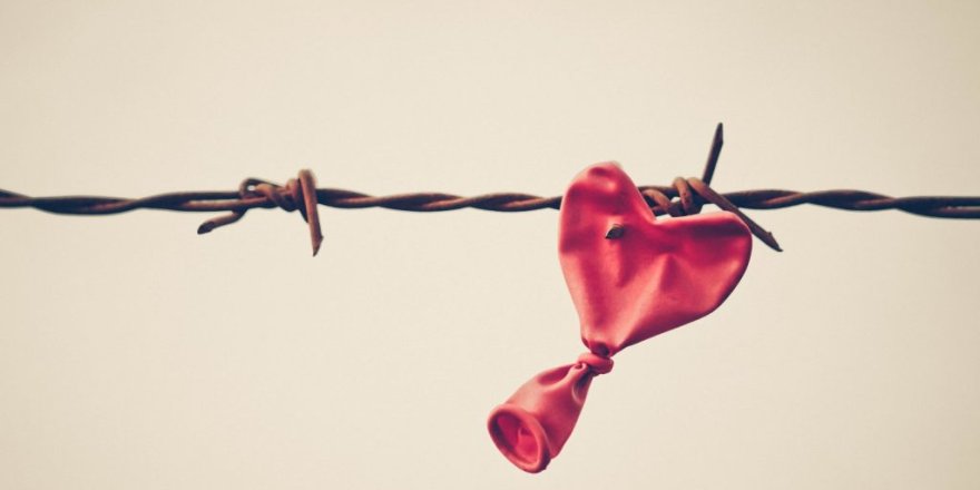 "Alıngan olmak kader mi, yoksa değiştirilebilir bir özellik mi?"