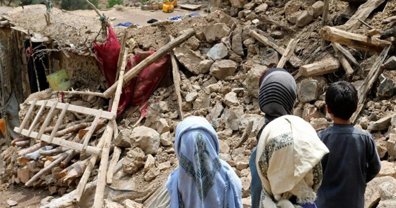 Afganistan'daki depremde yüzlerce kişi can verdi