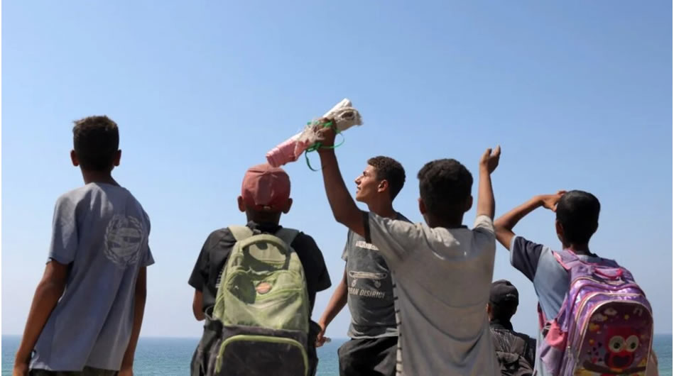 Gazze hava yardımları: Batı'nın vicdanını rahatlatan bir merhem