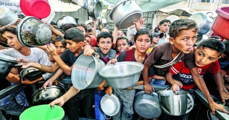 Gazze için 100 şehirde açlık grevi