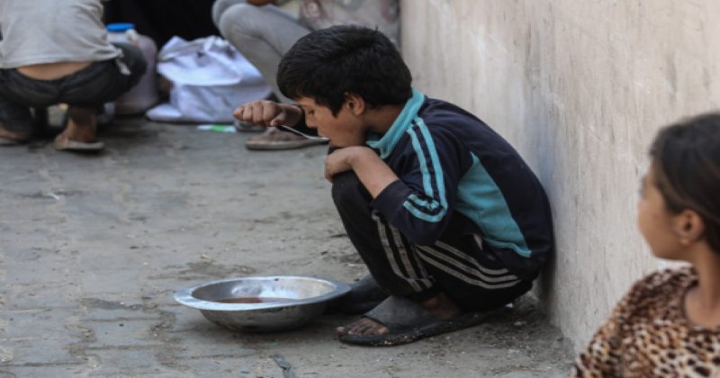 İsrail'in Gazze'ye yardım planı, Filistinlileri sürme stratejisinin önemli bir parçasıdır