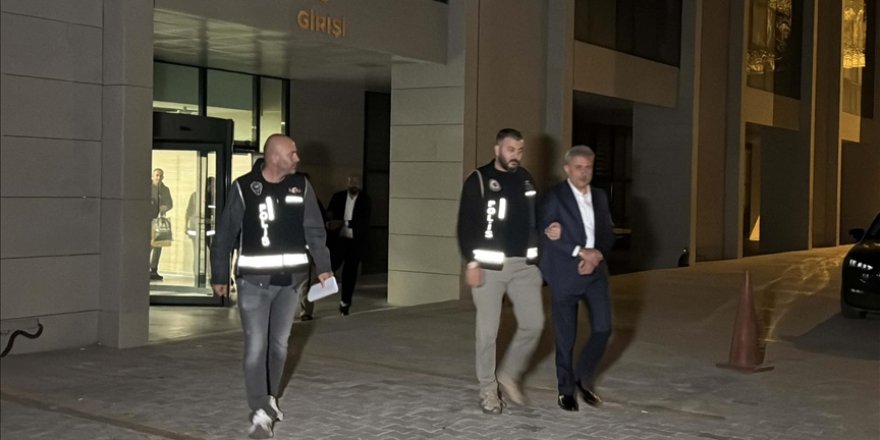 Ahmet Sungur "icbar yoluyla irtikap" suçundan tutuklandı