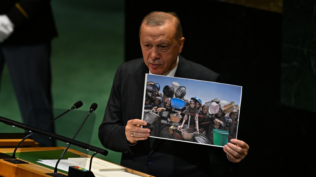 "Gazze için sesini yükseltmeyen herkes bu vahşetin sorumluluğuna ortaktır"