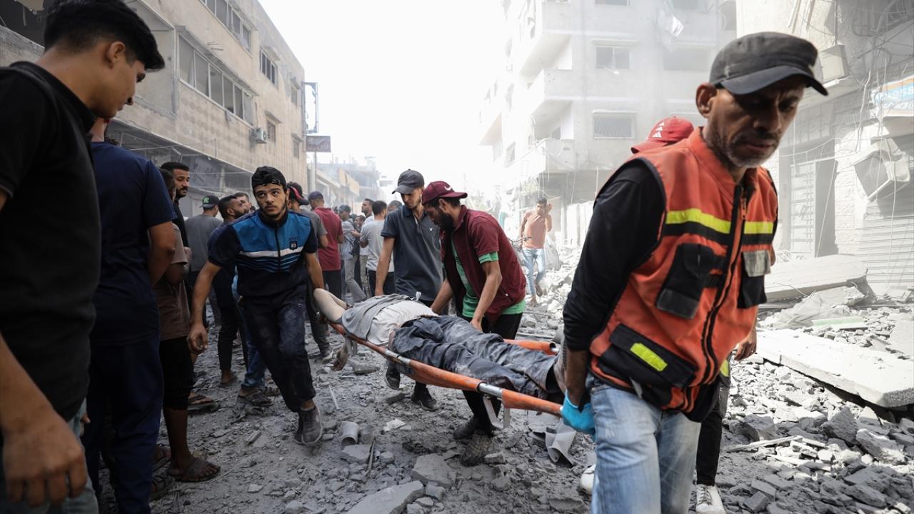 Katil İsrail bugün 43 Filistinliyi daha katletti