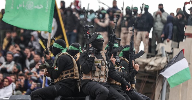 Ölümle imtihan edilen halkın mücadelesini sorgulamak ne kadar adil?