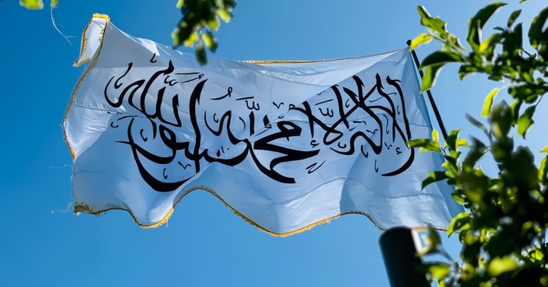 Almanya'daki Afganistan Büyükelçiliğine tevhid bayrağı çekilecek