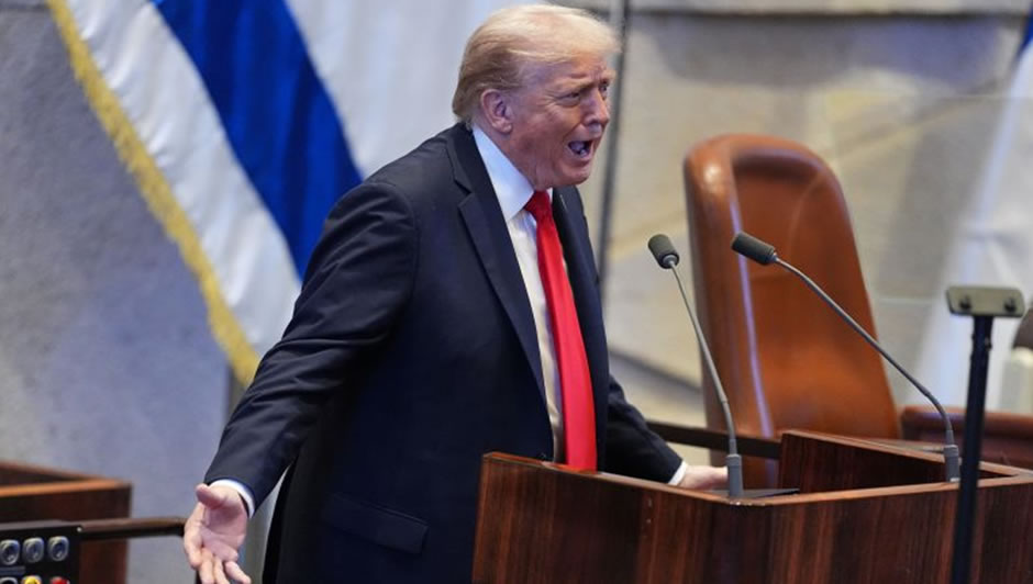 Trump'tan Venezuela'ya yeni tehdit: Yakında karadan da saldırılara başlayacağız