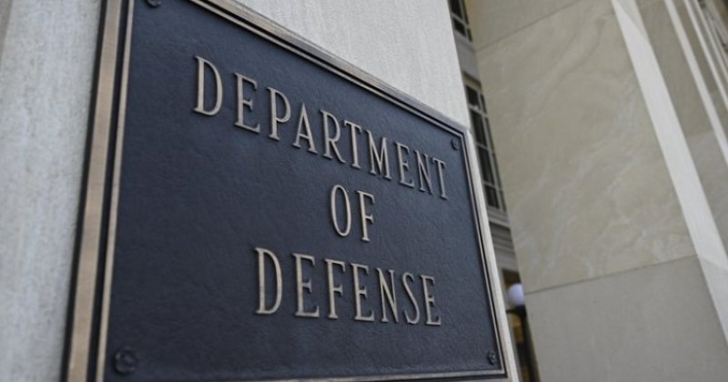 Pentagon'un yeni basın kurallarını reddeden gazeteciler, bakanlıktaki ofislerini boşaltıyor