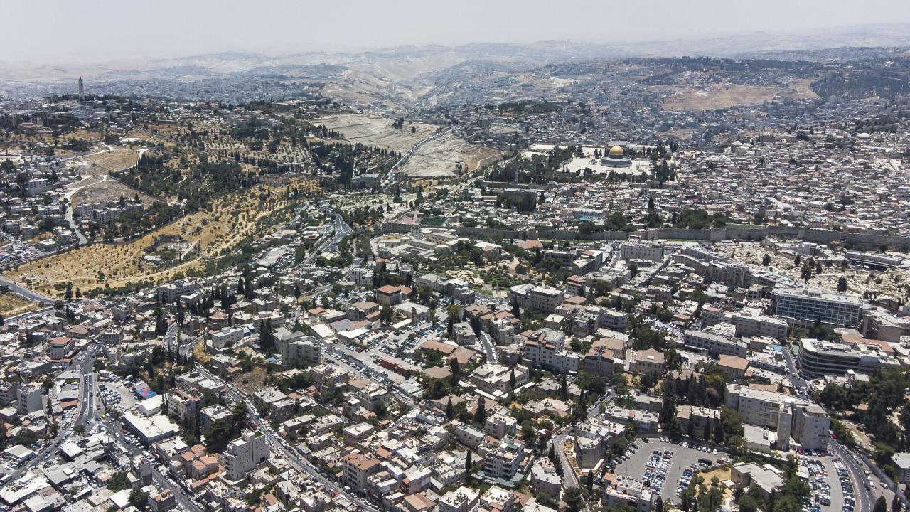 İşgalci İsrail, Şeyh Cerrah Mahallesi'ni Filistinli kimliğinden koparmaya çalışıyor