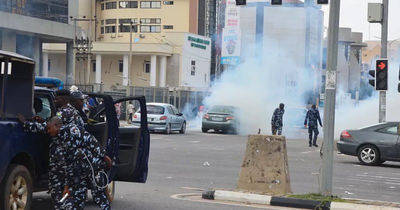 Nijerya’da darbe girişimi iddiasıyla 42 asker gözaltına alındı