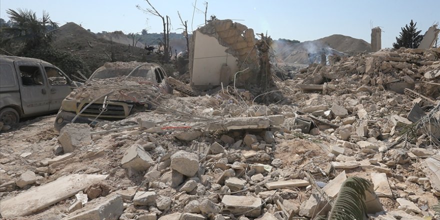 İşgalci İsrail ordusu, Lübnan'ın güneyinde çok sayıda binayı yıktı
