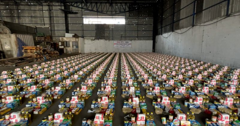 İyiliğe Çağrı Derneği Gazze'de gıda yardımı dağıttı