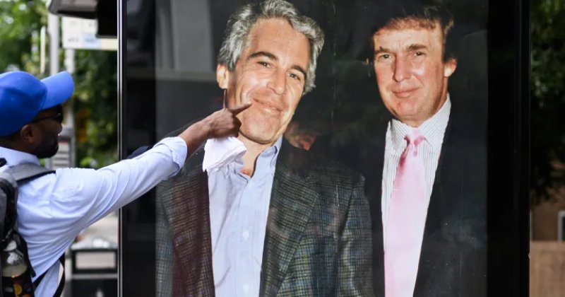 ''Büyük bir köy'' olan dünyada, ''megalomaniac'' bir ''köy ağası'' ve...