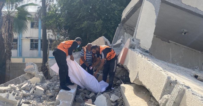 Han Yunus’un doğusunda enkaz altından 3 şehit naaşı çıkarıldı