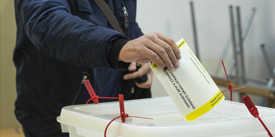 Bosna Hersek'in Sırp entitesindeki erken başkanlık seçiminde Sinisa Karan zaferini ilan etti