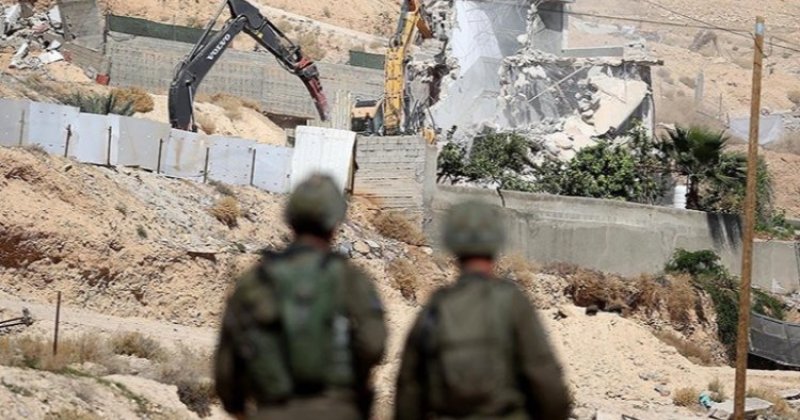 İşgalci İsrail, Batı Şeria'da Filistinlilere ait 1042 dönümlük araziye el koydu