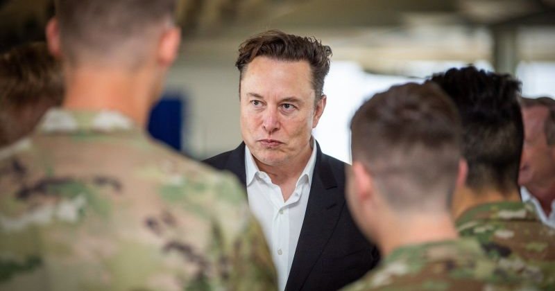 Dijital cephede gerçek insanın yok oluşu