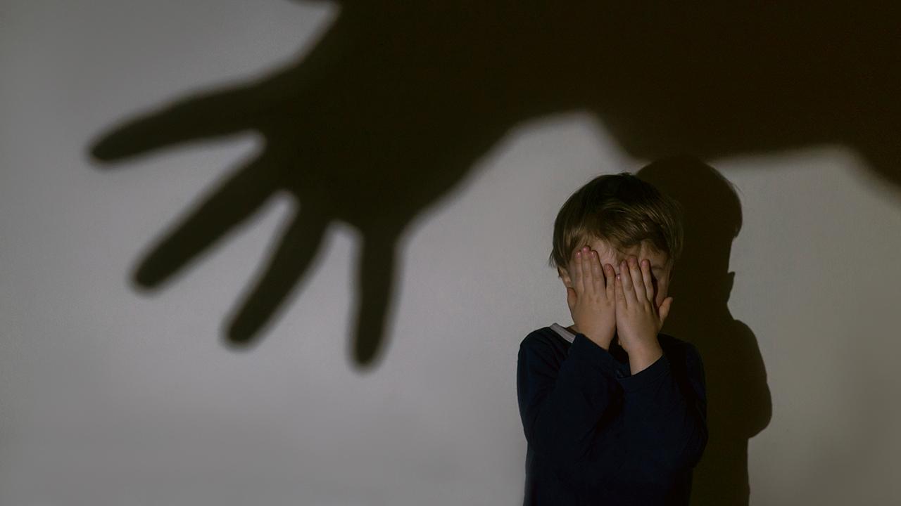 İngiltere’de devletin korumasındaki 2 bin 400 çocuk kayboldu