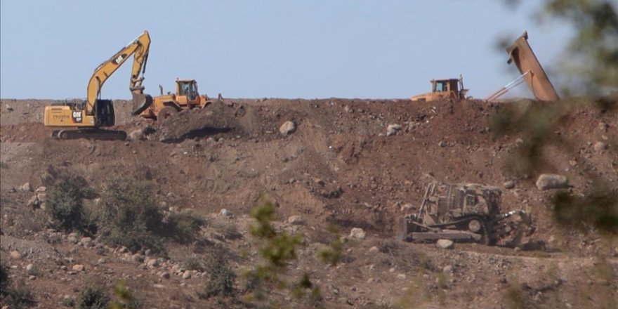 Siyonist yerleşimcilerden Suriye’de kaçak yerleşim yeri kurma girişimi