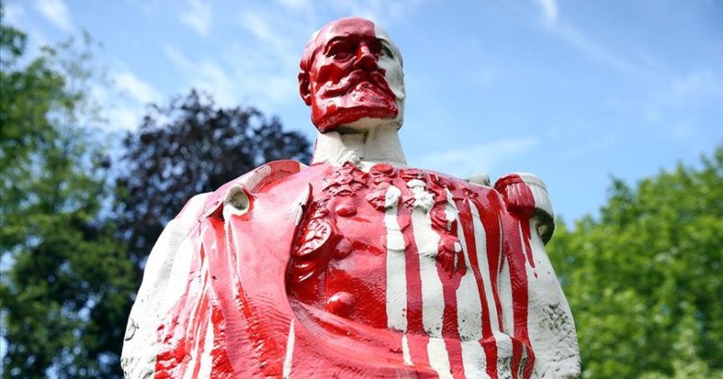 Batı'nın hümanizm iddiasına tarihsel itiraz