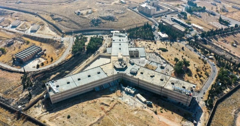 Esed zindanlarında kaybolan 150.000 kişinin akıbeti belirsiz