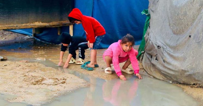 UNRWA: Yardımlar engellenmezse Filistinliler kışı onurlu bir şekilde geçirebilecek