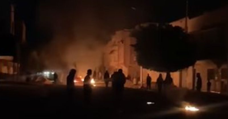 Tunus'ta bir gencin polis tarafından öldürülmesinin ardından protestolar patlak verdi