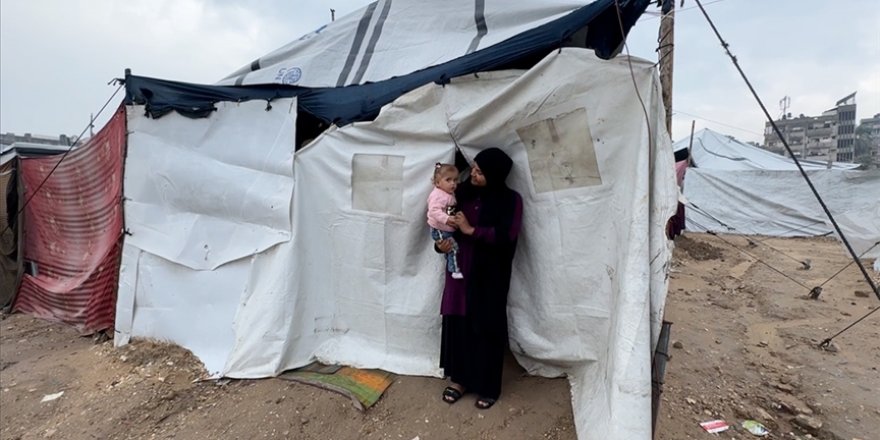 Gazze'de eşlerini kaybeden binlerce kadın, zor şartlarda hayat mücadelesi veriyor