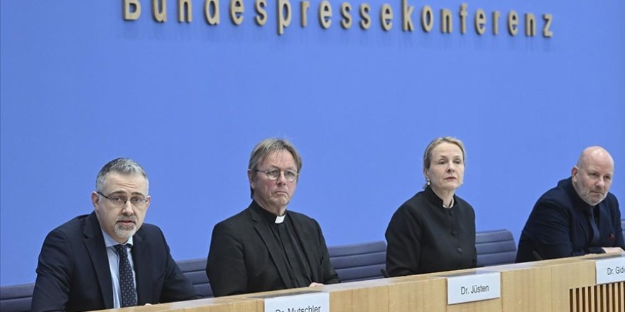 Alman kiliselerinden ortak çağrı: İsrail'e silah ihracatı yapılmamalı