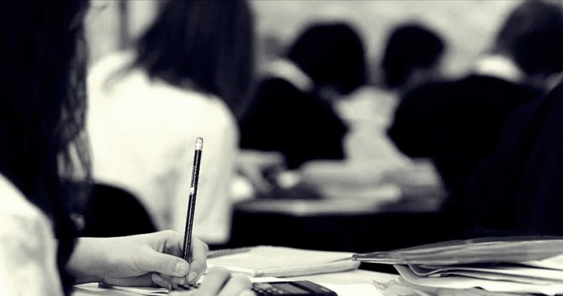 Zorunlu eğitimdeki bu ısrar gerçekten gerekli mi?