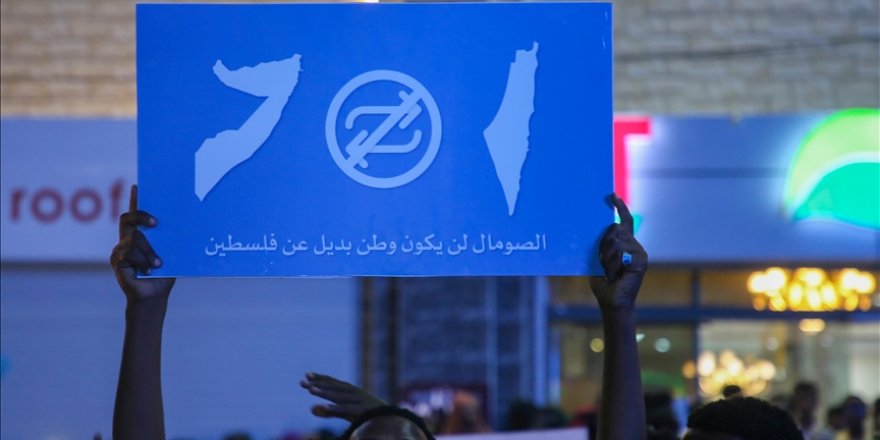 İsrail'in Somaliland kararına karşı Mogadişu'da gösteri düzenlendi