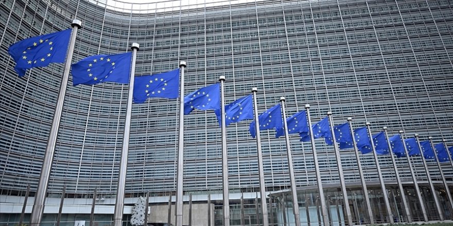 AB'den katil İsrail'in uluslararası STK'ları yasaklama planına tepki