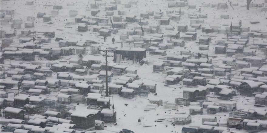 Afganistan'da son 3 günde kar yağışı ve seller nedeniyle 12 kişi yaşamını yitirdi