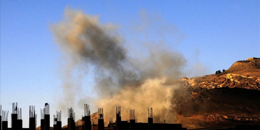 Yemen'deki BAE destekli GGK'ye bağlı güçlere hava saldırıları düzenlendi