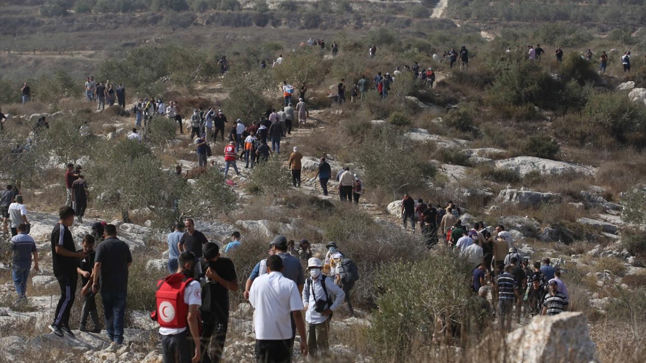 Katil İsrail, işgal altındaki Batı Şeria'da Filistinlilere ait 694 dönüm araziye el koydu