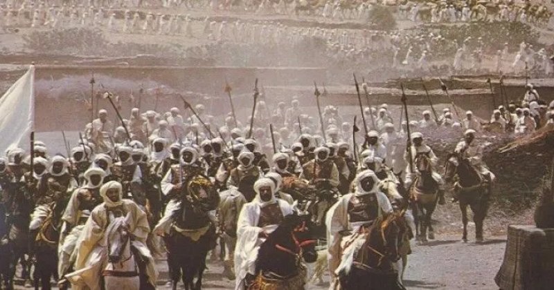 Tarihsel fesat dönemlerinde denge kurucu özne problemi