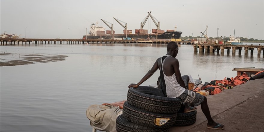 ABD, Afrika'da ekonomik nüfuzunu korumakta zorlanıyor