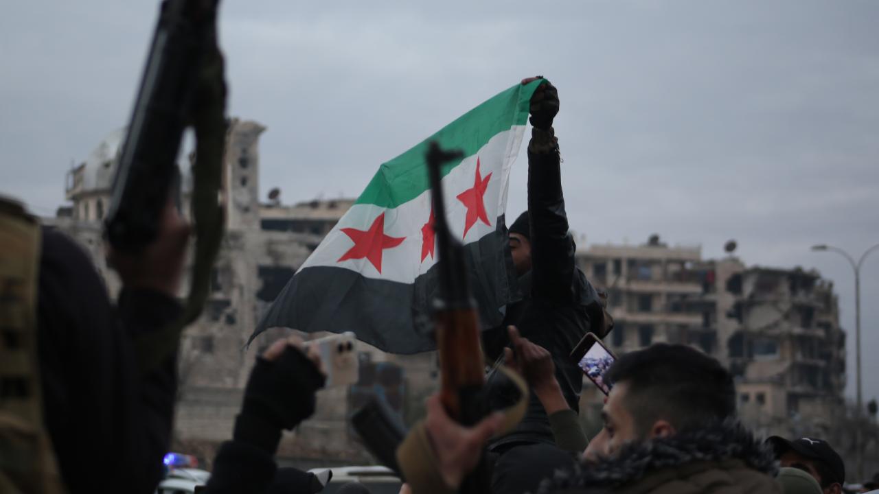 Deyrizor YPG’nin işgalinden kurtarıldı