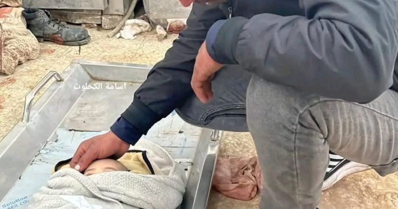 Gazze'de 3 aylık bir bebek soğuktan donarak can verdi