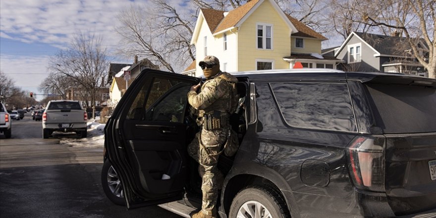 ABD'nin Minneapolis kentinde ICE ekiplerinin, 5 yaşındaki çocuğu babasıyla gözaltına aldığı iddia edildi