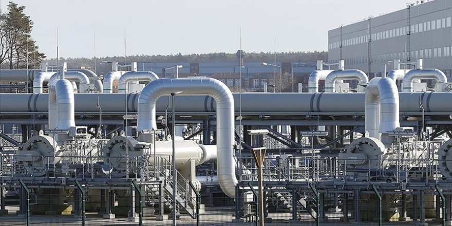 AB, Rusya'dan gaz ithalatını sonlandırmaya onay verdi