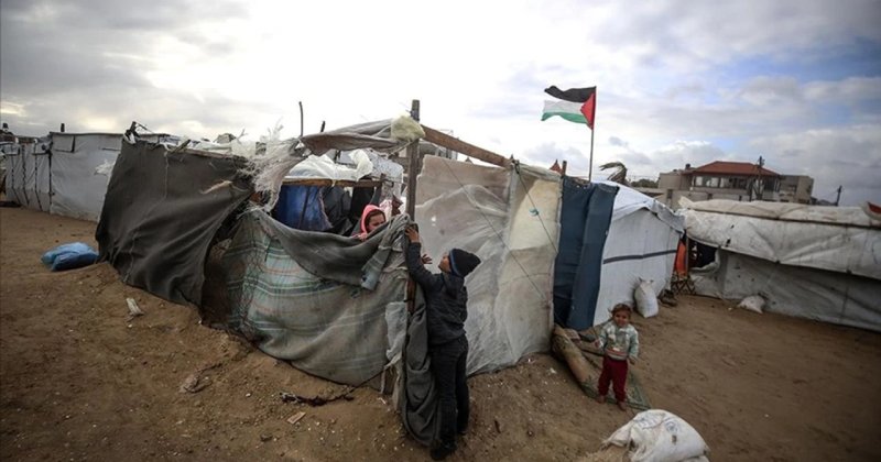 Gazze'de hipotermi ve yetersiz barınma can alıyor