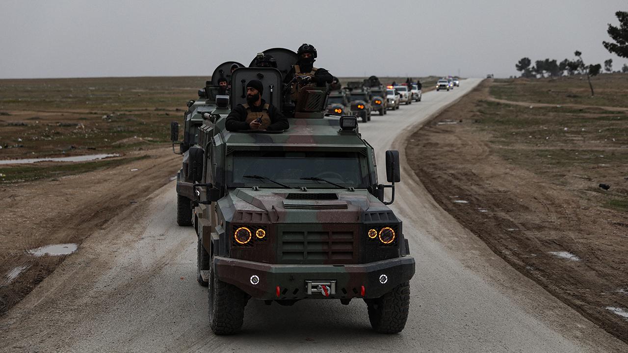 Suriye güvenlik güçleri YPG'nin işgali altındaki Haseke'ye giriş yaptı