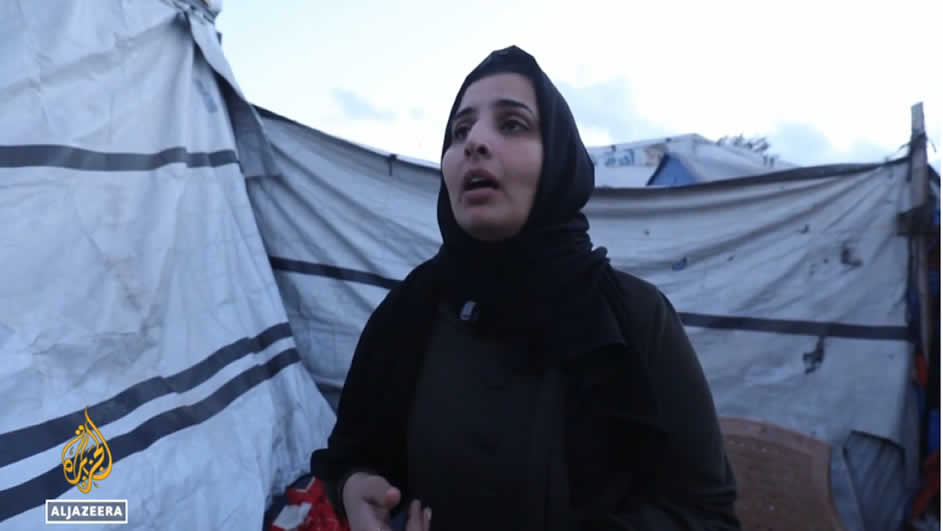 Filistinli kadınlar Gazze'nin Refah sınır kapısında yaşadıkları 'dehşet dolu yolculuğu' anlatıyor